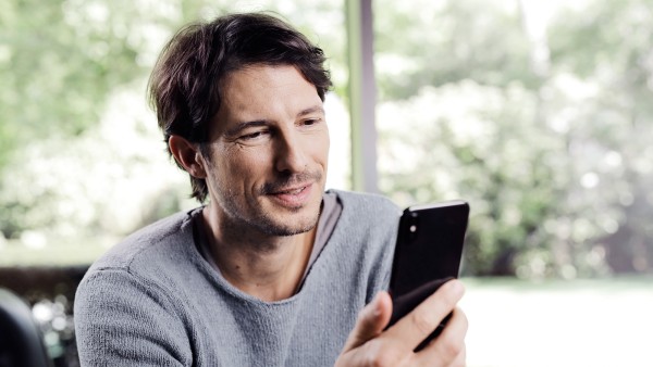 man with smartphone