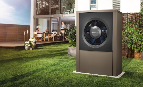 Pompe à chaleur monobloc dans le jardin