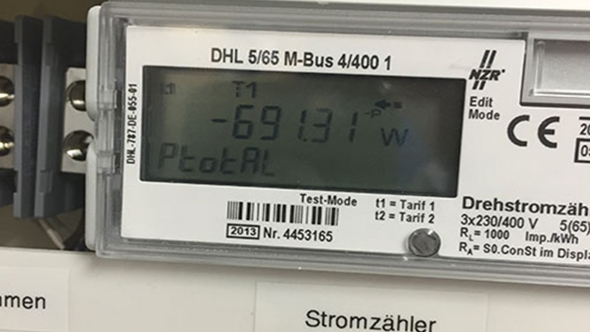 Erste Brennstoffzelle FC10 in der Schweiz (Zug)